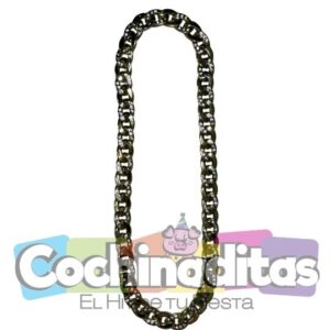 Cadena de oro con piedras