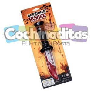Cuchillo grande con sangre falsa